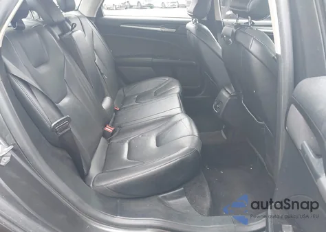 2018 Ford Fusion Hybrid Titanium z USA, uszkodzony, nr VIN 3FA6P0RU6JR123840